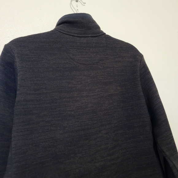 UNTUCKit Kezoh 1/4 Zip Pullover - Picture 7 of 10